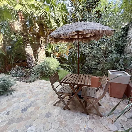 Avec Jardin à 250 M De La - Le Mourillon Appartement *